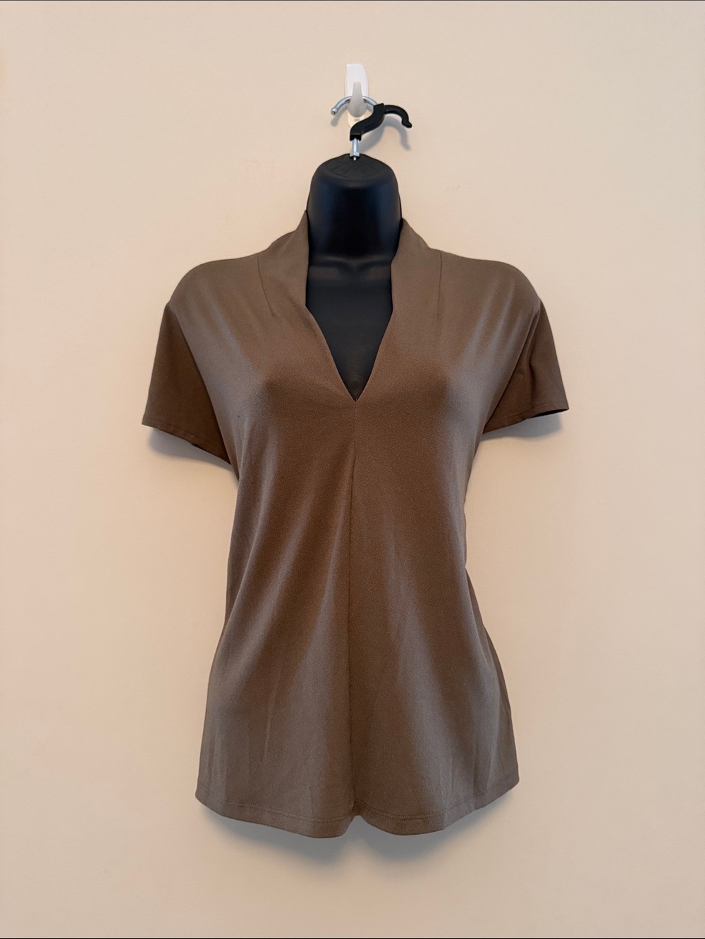 H&M Brown Short Sleeve V-Neck